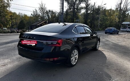 Skoda Superb III рестайлинг, 2022 год, 2 350 000 рублей, 4 фотография