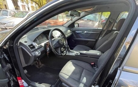 Mercedes-Benz C-Класс, 2011 год, 1 142 000 рублей, 10 фотография