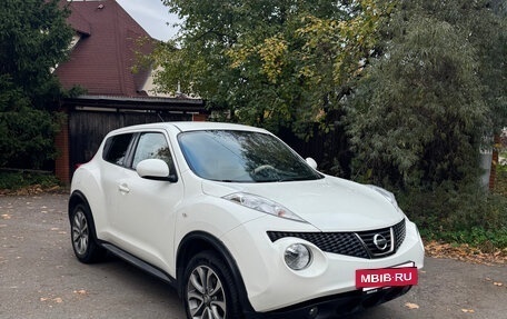 Nissan Juke II, 2014 год, 990 000 рублей, 2 фотография