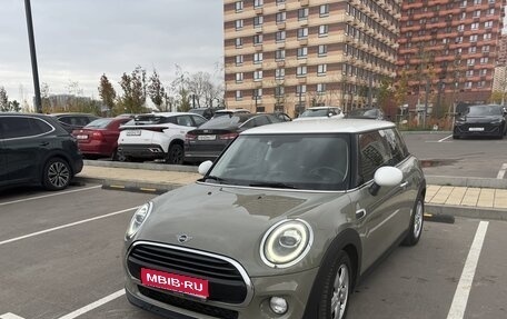 MINI Hatch, 2018 год, 1 650 000 рублей, 1 фотография