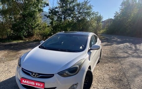 Hyundai Elantra V, 2012 год, 1 000 000 рублей, 1 фотография