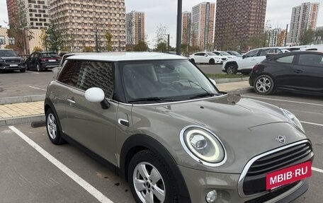 MINI Hatch, 2018 год, 1 650 000 рублей, 3 фотография