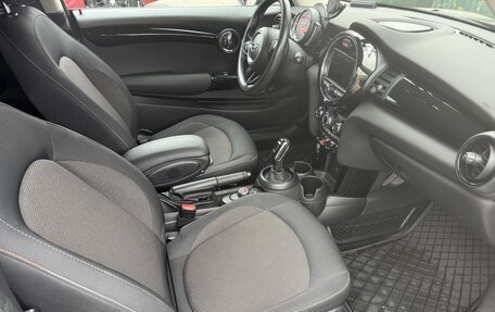 MINI Hatch, 2018 год, 1 650 000 рублей, 9 фотография