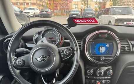 MINI Hatch, 2018 год, 1 650 000 рублей, 8 фотография