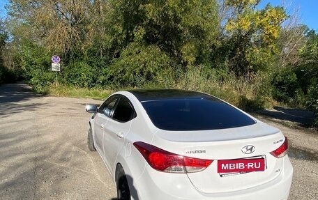 Hyundai Elantra V, 2012 год, 1 000 000 рублей, 3 фотография
