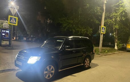 Mitsubishi Pajero IV, 2007 год, 800 000 рублей, 18 фотография