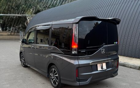 Honda Stepwgn IV, 2015 год, 2 176 000 рублей, 7 фотография