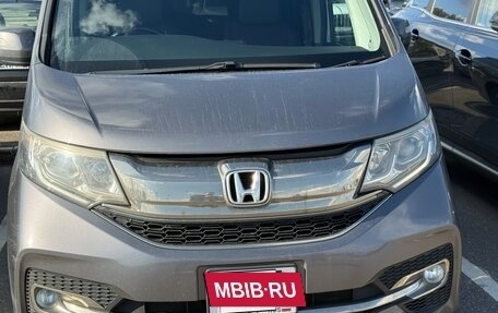 Honda Stepwgn IV, 2015 год, 2 176 000 рублей, 5 фотография