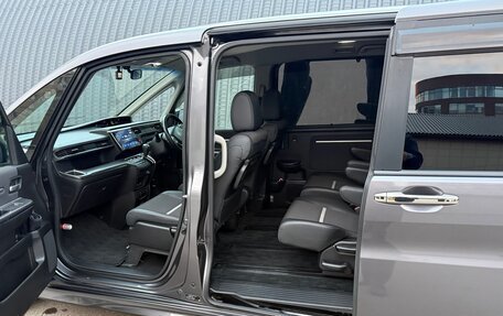 Honda Stepwgn IV, 2015 год, 2 176 000 рублей, 16 фотография