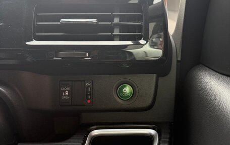 Honda Stepwgn IV, 2015 год, 2 176 000 рублей, 34 фотография