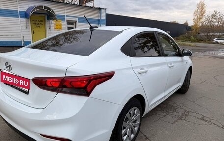 Hyundai Solaris II рестайлинг, 2018 год, 1 210 000 рублей, 4 фотография