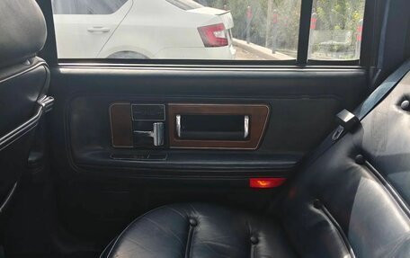 Lincoln Continental VIII, 1991 год, 620 000 рублей, 6 фотография