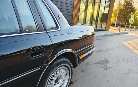 Lincoln Continental VIII, 1991 год, 620 000 рублей, 32 фотография