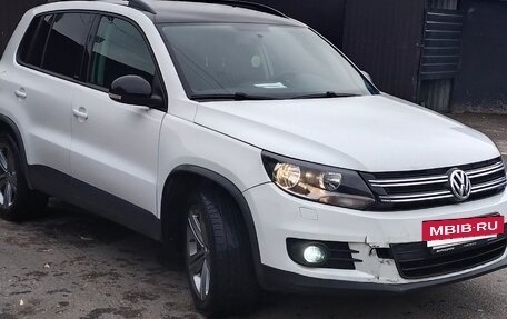 Volkswagen Tiguan II, 2016 год, 1 700 000 рублей, 2 фотография