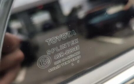 Toyota Avensis III рестайлинг, 2006 год, 610 000 рублей, 27 фотография