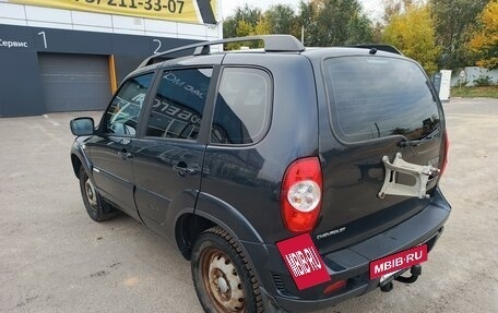 Chevrolet Niva I рестайлинг, 2013 год, 457 777 рублей, 3 фотография
