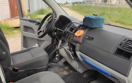 Volkswagen Caravelle T5, 2012 год, 2 100 000 рублей, 6 фотография