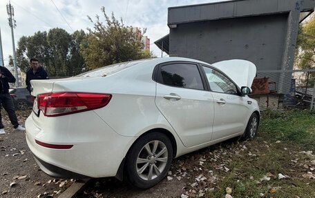 KIA Rio III рестайлинг, 2016 год, 850 000 рублей, 3 фотография