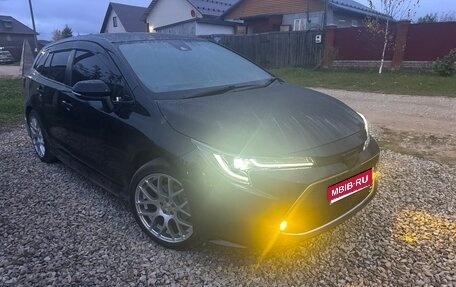 Toyota Corolla, 2022 год, 2 400 000 рублей, 1 фотография