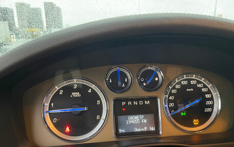 Cadillac Escalade III, 2011 год, 2 690 000 рублей, 10 фотография