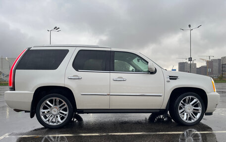 Cadillac Escalade III, 2011 год, 2 690 000 рублей, 6 фотография