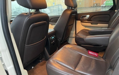 Cadillac Escalade III, 2011 год, 2 690 000 рублей, 15 фотография