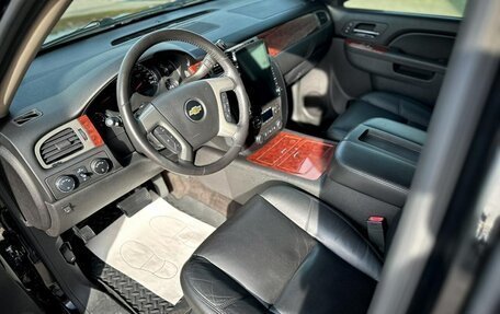 Chevrolet Tahoe III, 2011 год, 1 700 000 рублей, 16 фотография