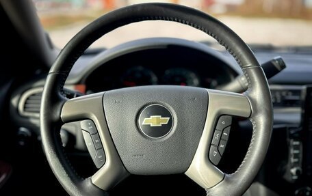 Chevrolet Tahoe III, 2011 год, 1 700 000 рублей, 19 фотография
