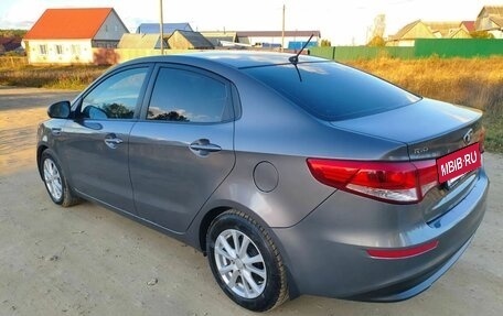 KIA Rio III рестайлинг, 2016 год, 960 000 рублей, 4 фотография