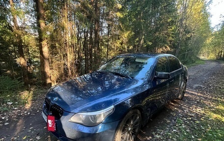 BMW 5 серия, 2004 год, 1 000 000 рублей, 3 фотография