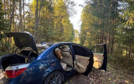 BMW 5 серия, 2004 год, 1 000 000 рублей, 18 фотография