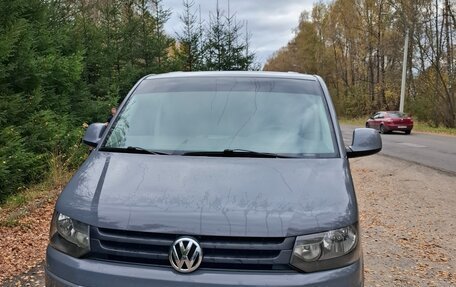 Volkswagen Transporter T5 рестайлинг, 2010 год, 1 800 000 рублей, 4 фотография