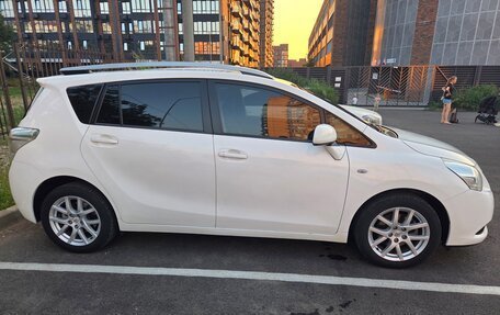 Toyota Verso I, 2012 год, 1 390 000 рублей, 5 фотография
