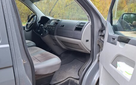 Volkswagen Transporter T5 рестайлинг, 2010 год, 1 800 000 рублей, 12 фотография