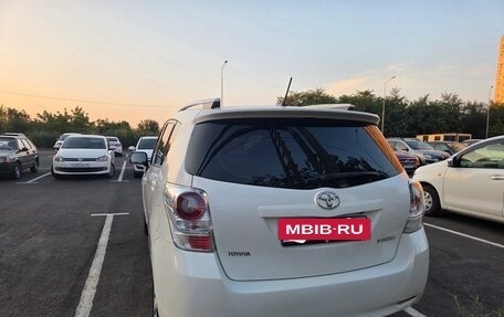 Toyota Verso I, 2012 год, 1 390 000 рублей, 7 фотография