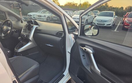 Toyota Verso I, 2012 год, 1 390 000 рублей, 10 фотография