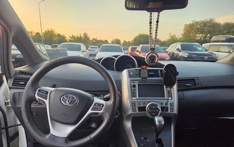 Toyota Verso I, 2012 год, 1 390 000 рублей, 9 фотография