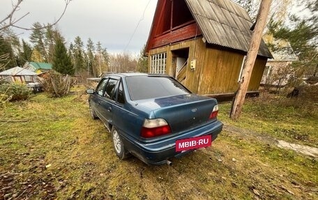 Daewoo Nexia I рестайлинг, 2001 год, 115 000 рублей, 2 фотография