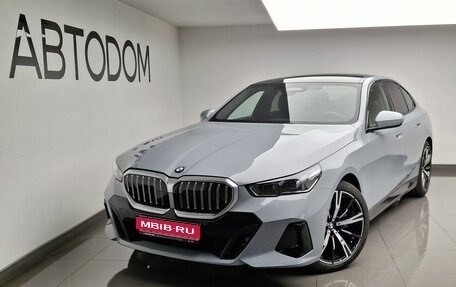BMW 5 серия, 2026 год, 9 550 000 рублей, 1 фотография