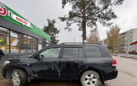 Toyota Land Cruiser 200, 2010 год, 2 299 999 рублей, 3 фотография