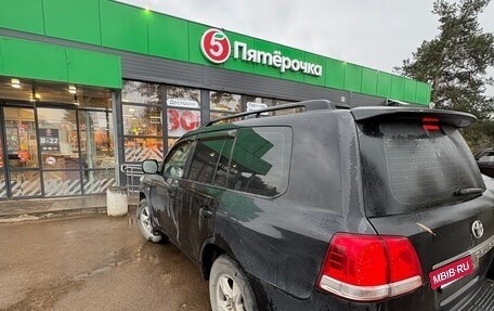 Toyota Land Cruiser 200, 2010 год, 2 299 999 рублей, 6 фотография