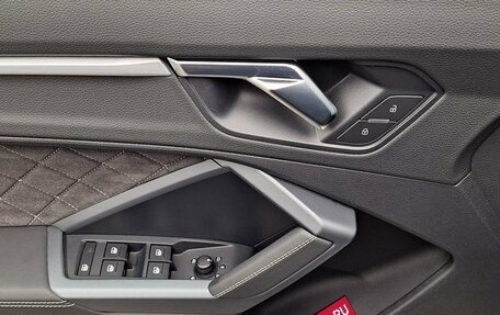 Audi Q3, 2026 год, 4 040 000 рублей, 13 фотография