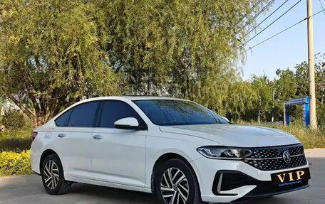 Volkswagen Lavida, 2023 год, 1 380 000 рублей, 3 фотография
