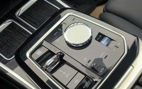 BMW 7 серия, 2025 год, 15 750 000 рублей, 19 фотография