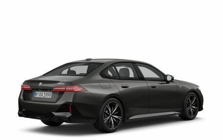 BMW 5 серия, 2025 год, 8 840 000 рублей, 6 фотография
