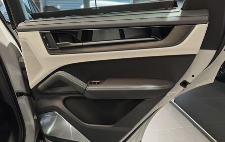 Porsche Cayenne III, 2026 год, 24 490 000 рублей, 20 фотография