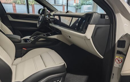 Porsche Cayenne III, 2026 год, 24 490 000 рублей, 22 фотография