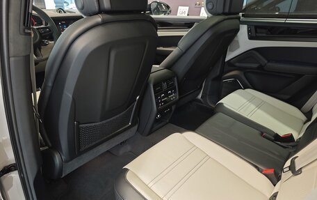 Porsche Cayenne III, 2026 год, 24 490 000 рублей, 35 фотография