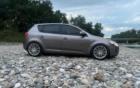 KIA cee'd I рестайлинг, 2008 год, 699 999 рублей, 3 фотография