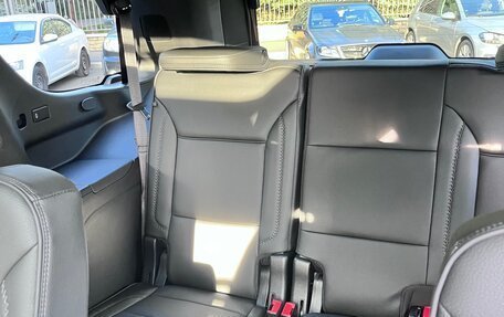 GMC Yukon IV, 2022 год, 8 990 000 рублей, 13 фотография